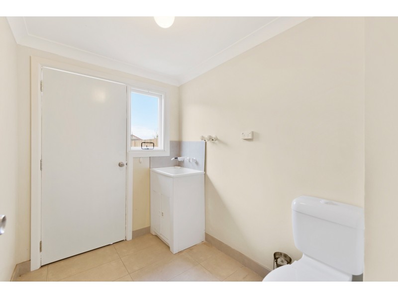 4/82-88 Daintree Drive, Albion Park NSW 2527