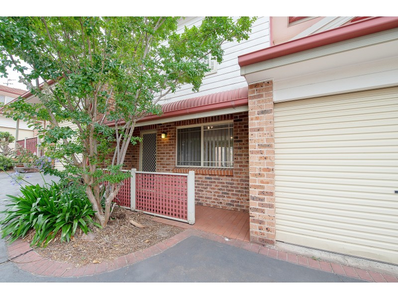 4/82-88 Daintree Drive, Albion Park NSW 2527