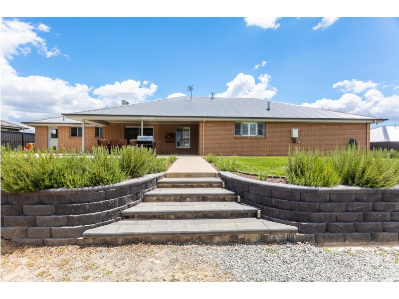 57 Bowman Avenue, Orange NSW 2800