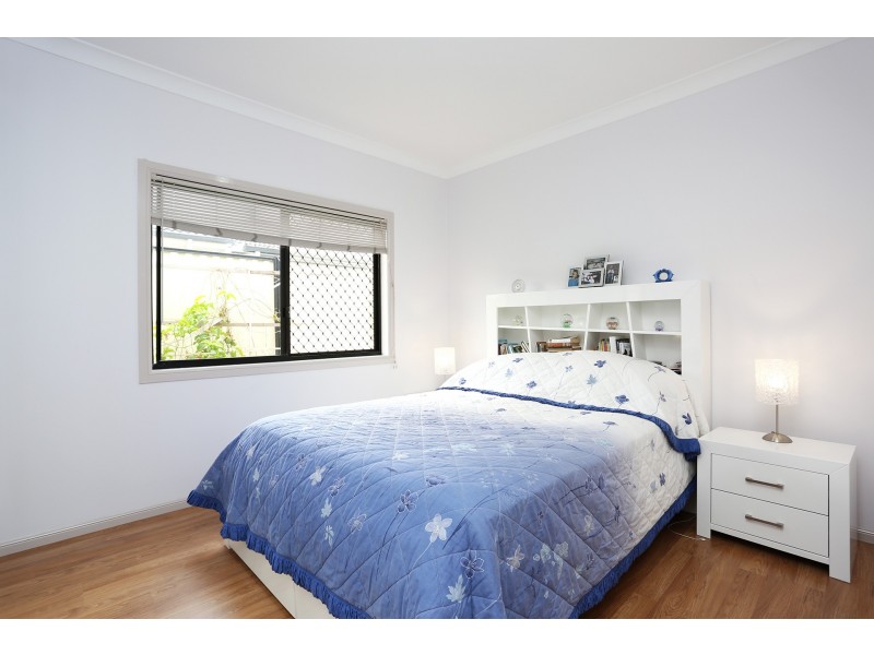 8 Zachary Court, Hillcrest QLD 4118