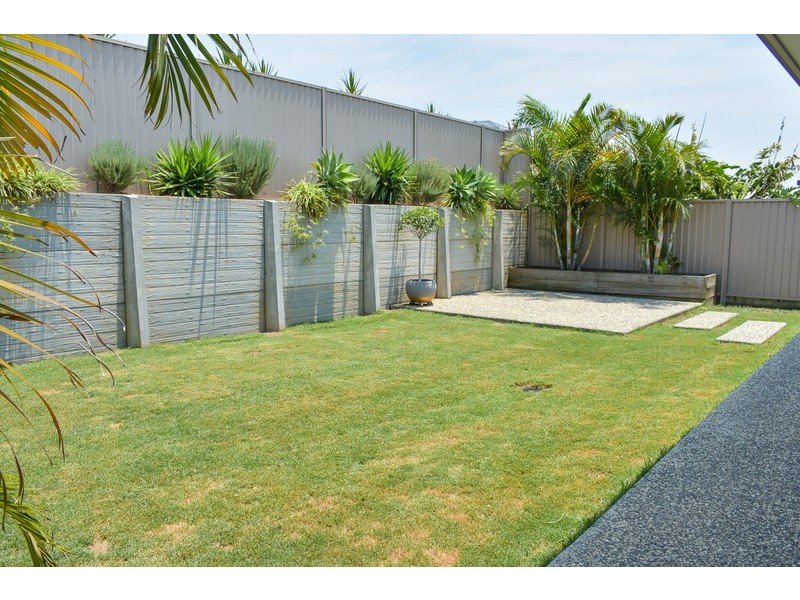 53 Unwin Road, Redland Bay QLD 4165