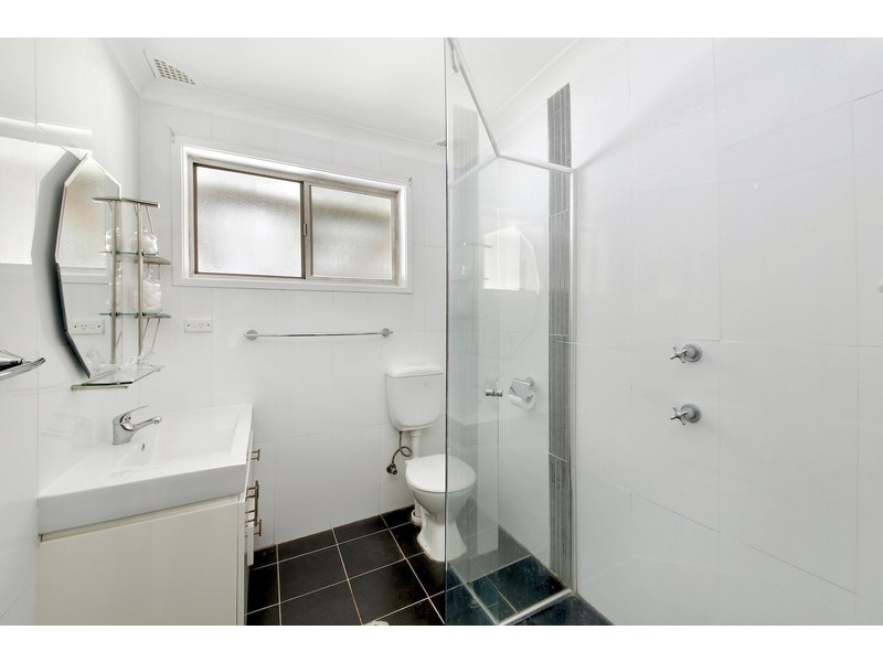 7 Kenneth Street, Macquarie Fields NSW 2564