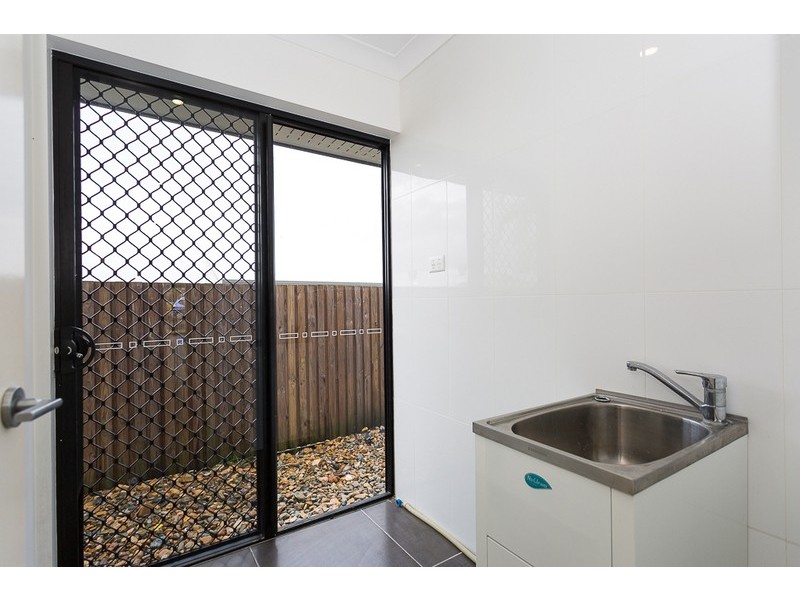 50 Montgomery Street, Rural View QLD 4740