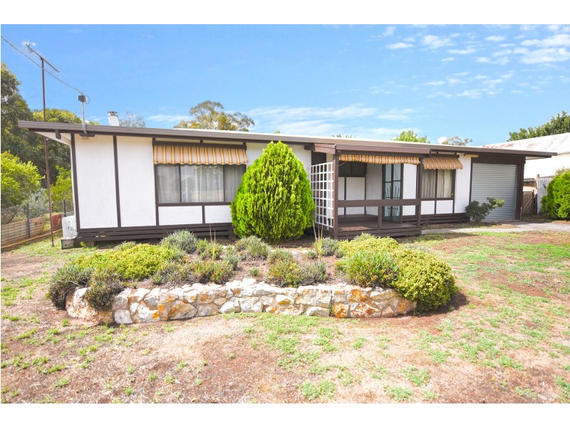 35 Heales Street, Inglewood VIC 3517