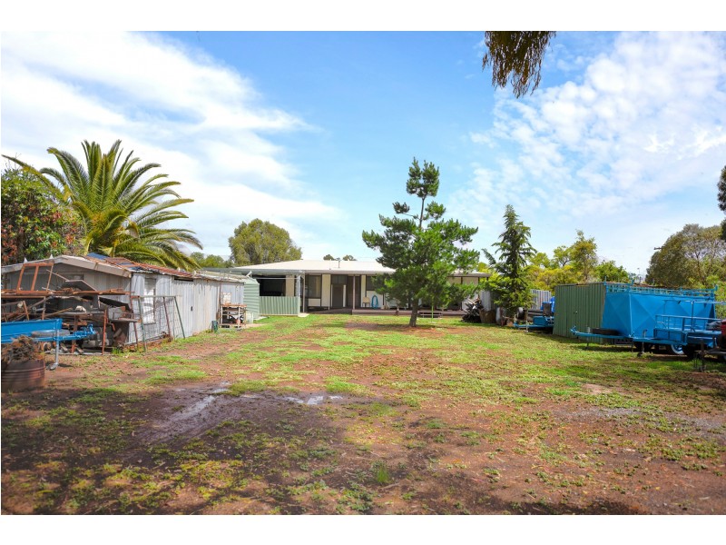 35 Heales Street, Inglewood VIC 3517