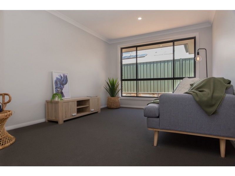 6 Augusta Avenue, Dubbo NSW 2830