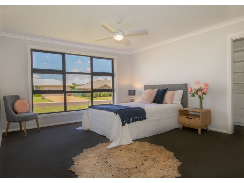 6 Augusta Avenue, Dubbo NSW 2830