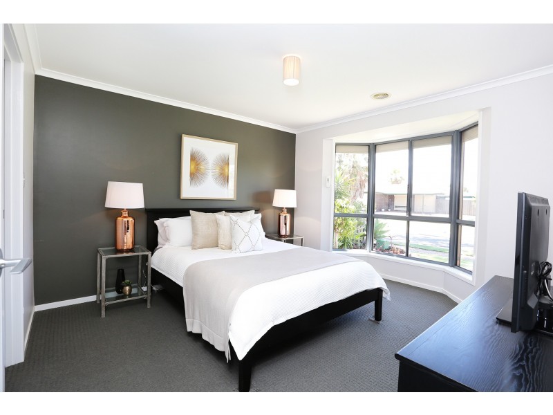 7 Brazil Drive, Paralowie SA 5108