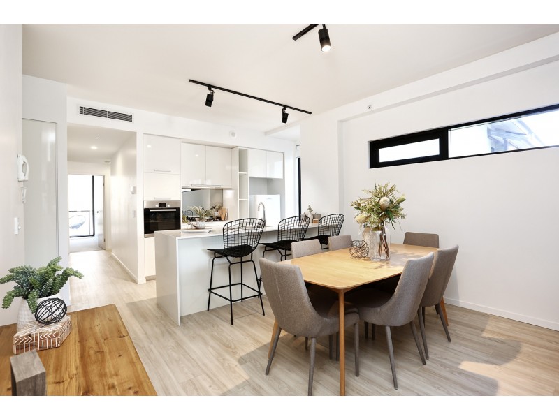 1027/9 Edmondstone Street, South Brisbane QLD 4101