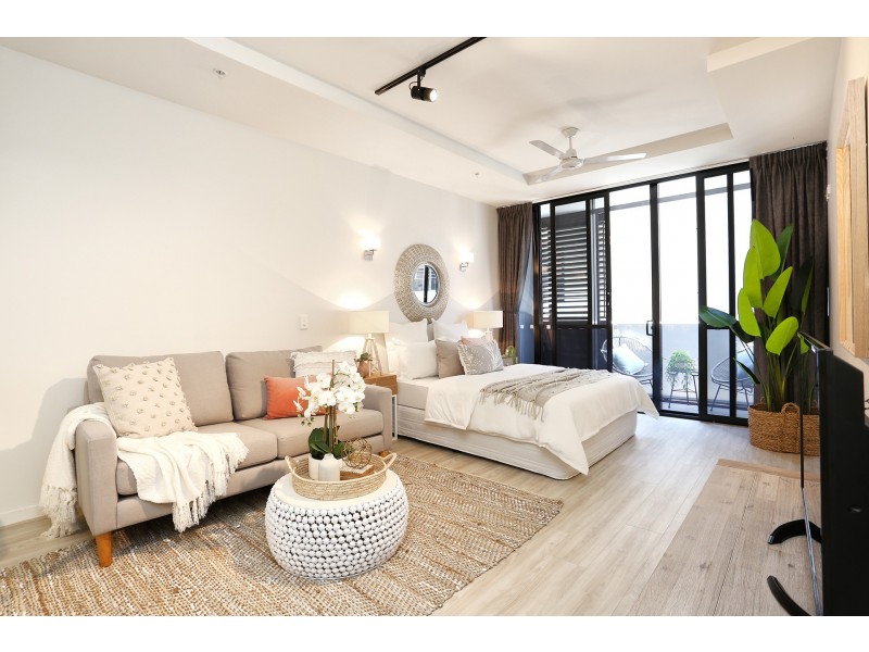 1027/9 Edmondstone Street, South Brisbane QLD 4101