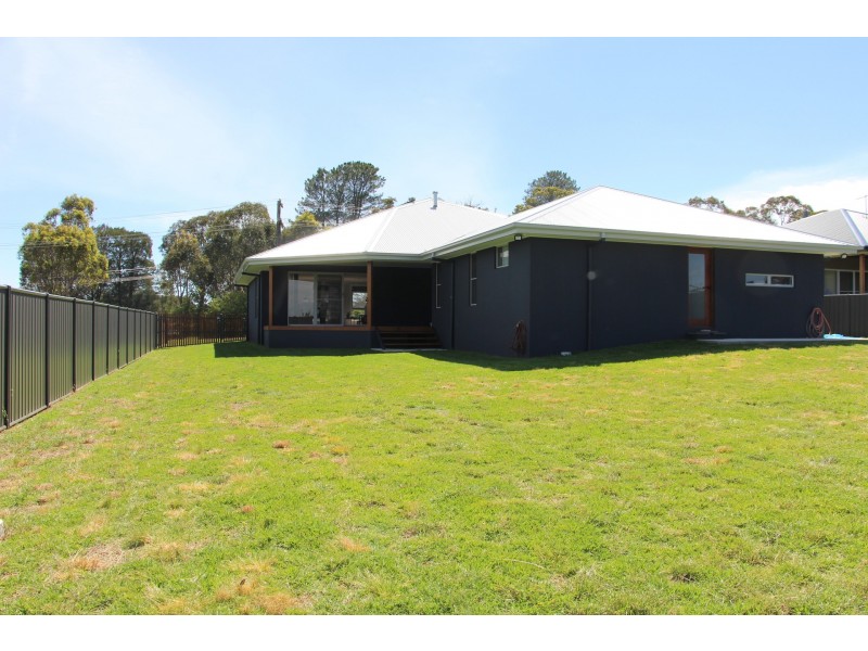 3 Wilkens Street, Uralla NSW 2358