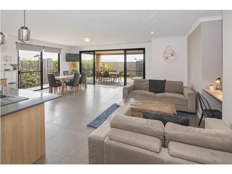 27 Ballard Loop, Dunsborough WA 6281