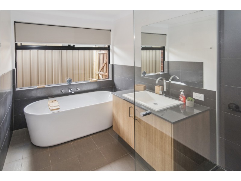 27 Ballard Loop, Dunsborough WA 6281