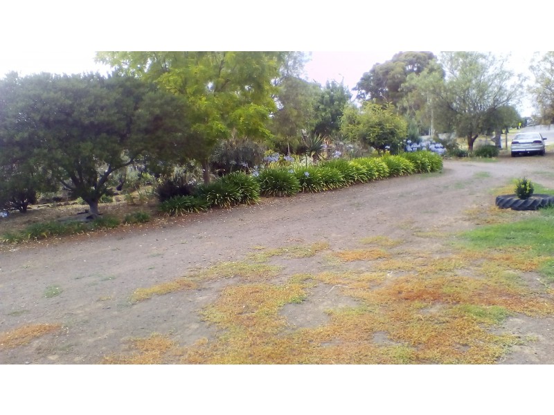 42 Wilson Street, Derrinallum VIC 3325