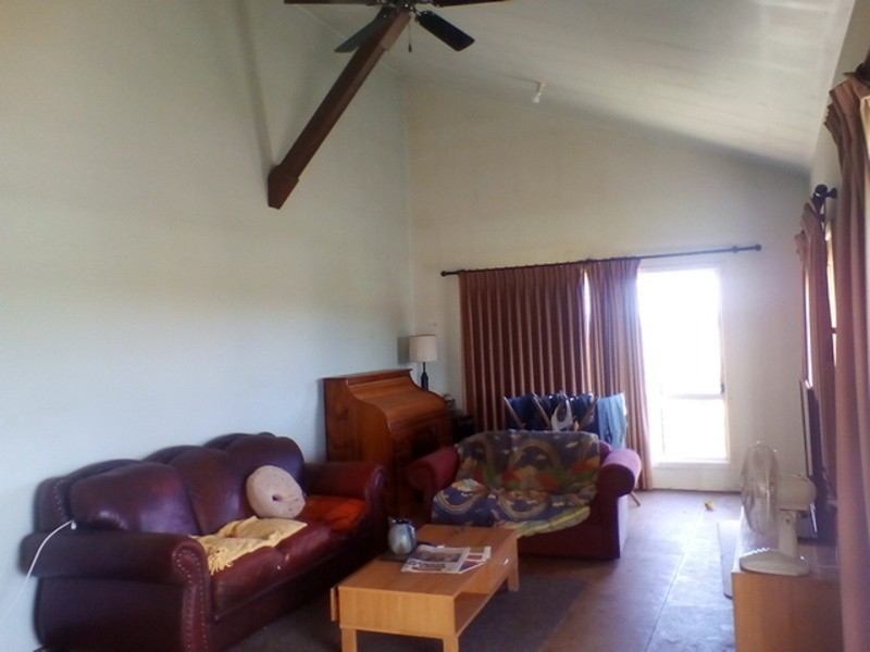 42 Wilson Street, Derrinallum VIC 3325