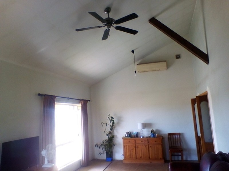 42 Wilson Street, Derrinallum VIC 3325