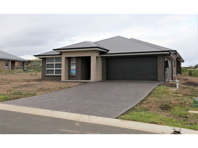 65 Caladenia Crescent, South Nowra NSW 2541