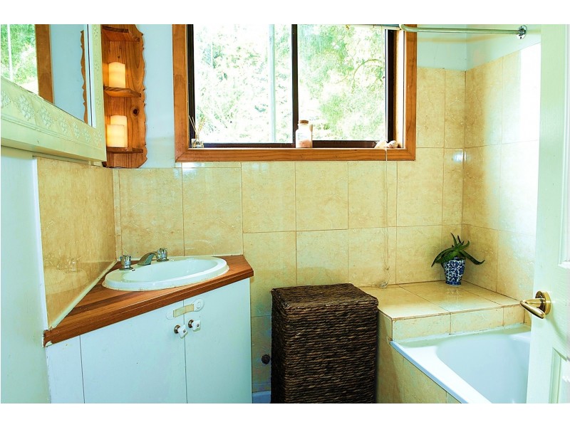 144 Mt Eccles Road, Macarthur VIC 3286