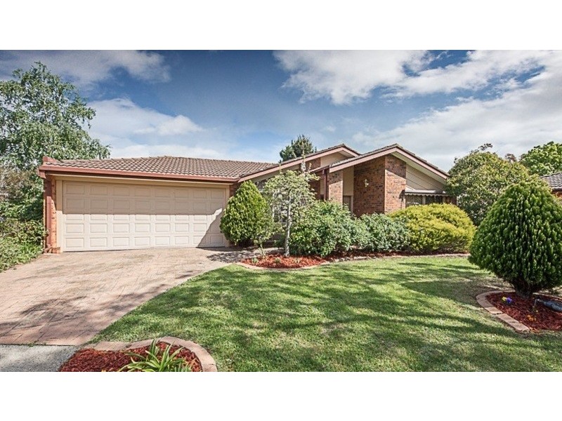 2 Scullin Court, Sunbury VIC 3429