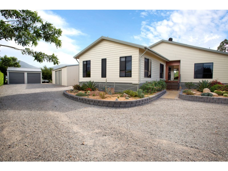 5 Ashman Court, Alligator Creek QLD 4816