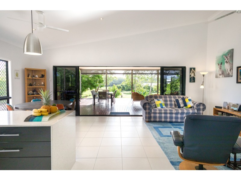 5 Ashman Court, Alligator Creek QLD 4816