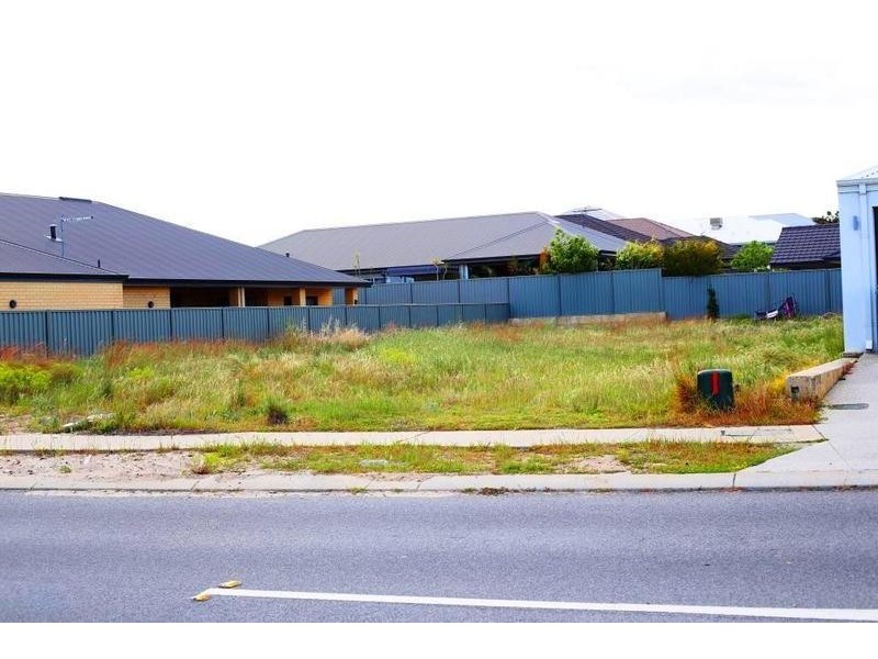 63 Kellogg Drive, Piara Waters WA 6112