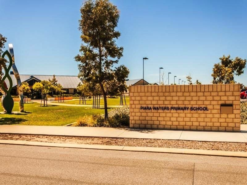 63 Kellogg Drive, Piara Waters WA 6112