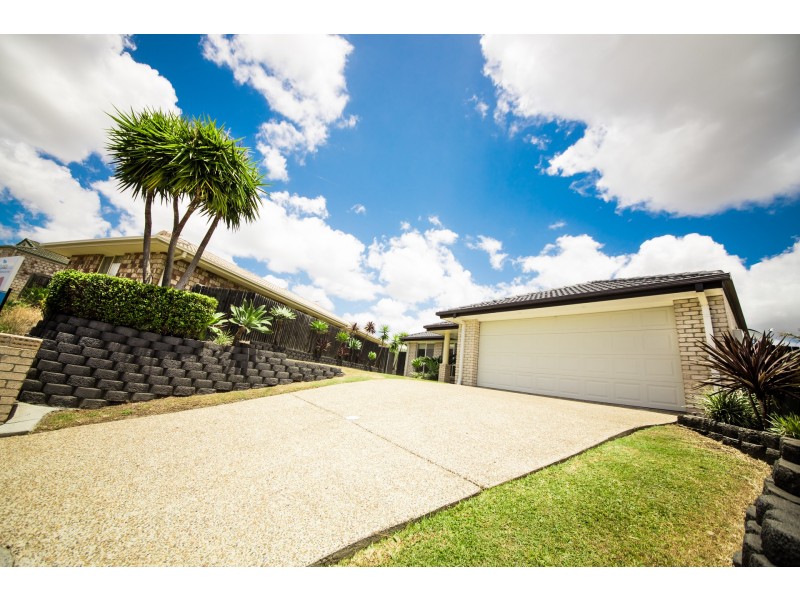 17 Lancelot Crescent, Ormeau QLD 4208
