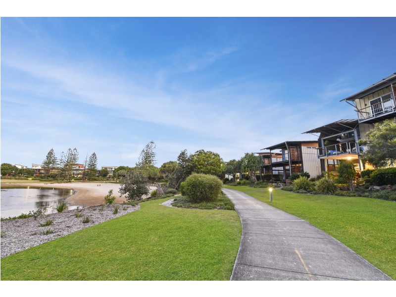 64/80 North Shore Road, Mudjimba QLD 4564