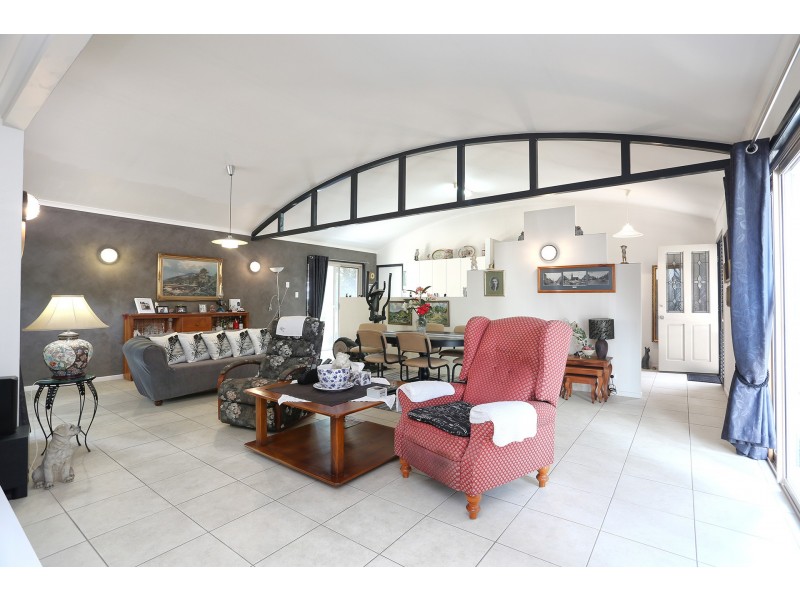 5 Tibrogargan Drive, Narangba QLD 4504