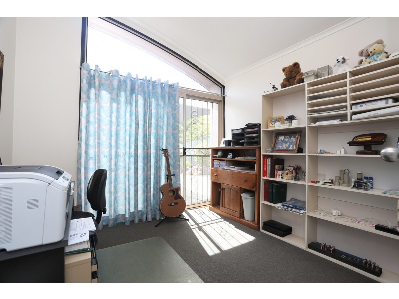 5 Tibrogargan Drive, Narangba QLD 4504