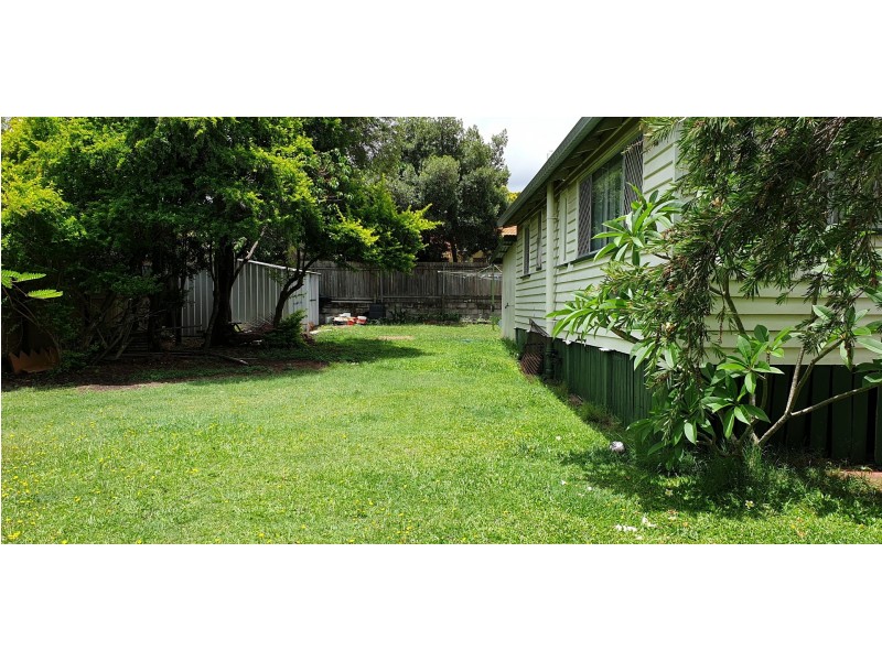 69 Bernecker Street, Carina QLD 4152