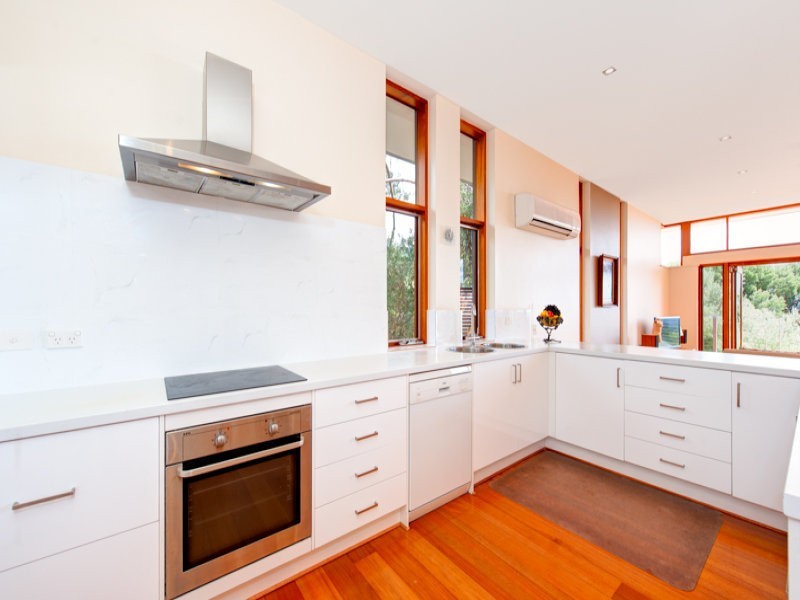 6 Fulton Crescent, Glen Osmond SA 5064