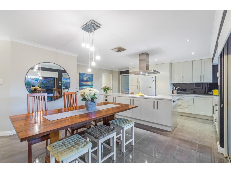 36 St Helena Way, Iluka WA 6028