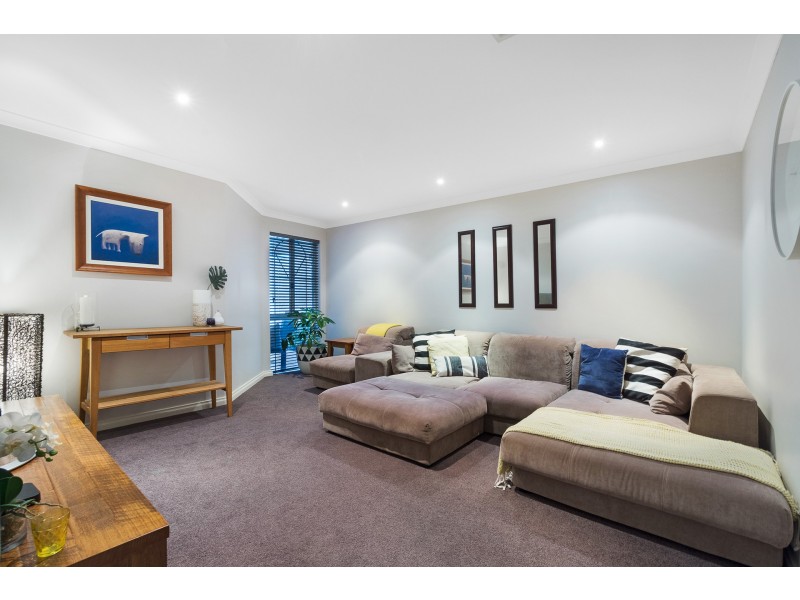 36 St Helena Way, Iluka WA 6028