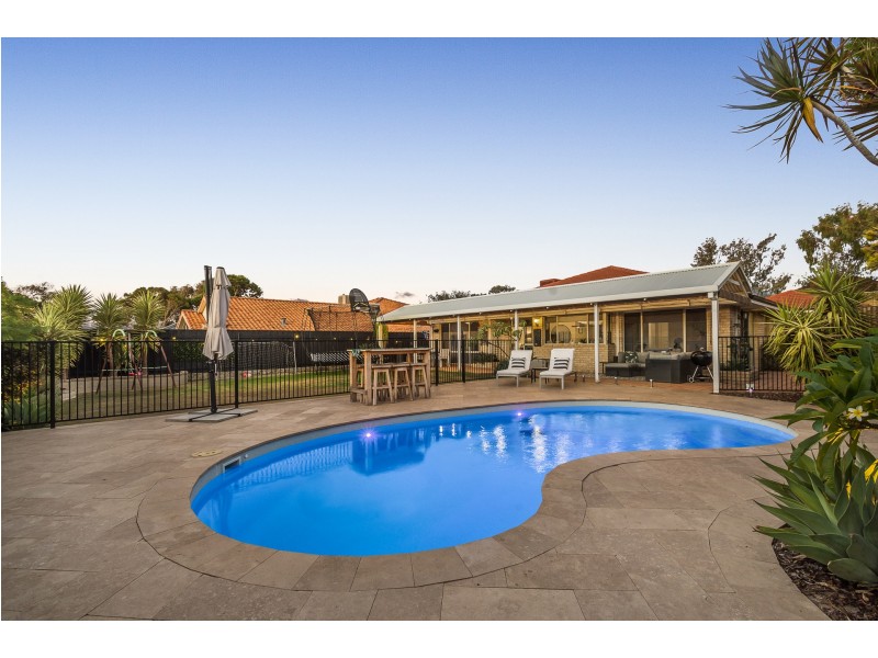 36 St Helena Way, Iluka WA 6028