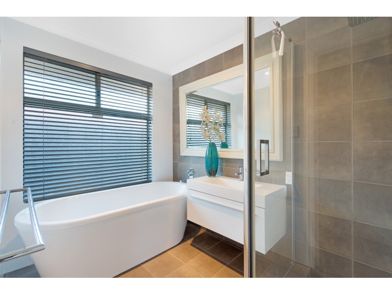 36 St Helena Way, Iluka WA 6028