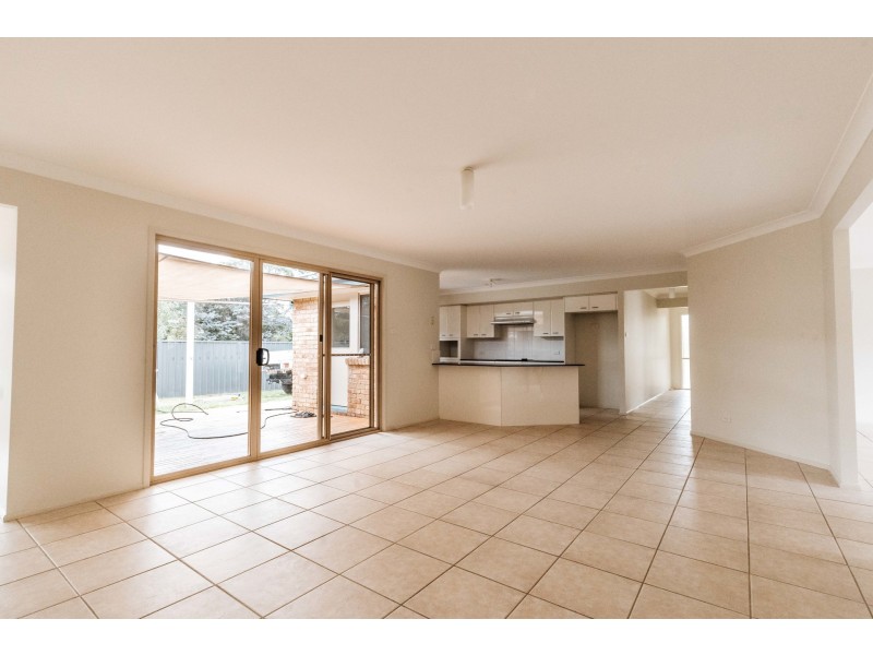 30 Train Street, Broulee NSW 2537