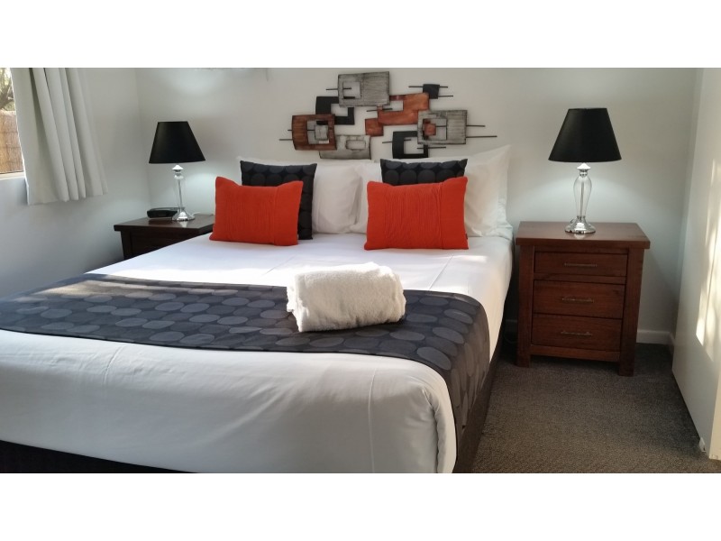 16/2-4 Double Island Drive, Rainbow Beach QLD 4581