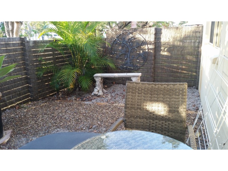 16/2-4 Double Island Drive, Rainbow Beach QLD 4581