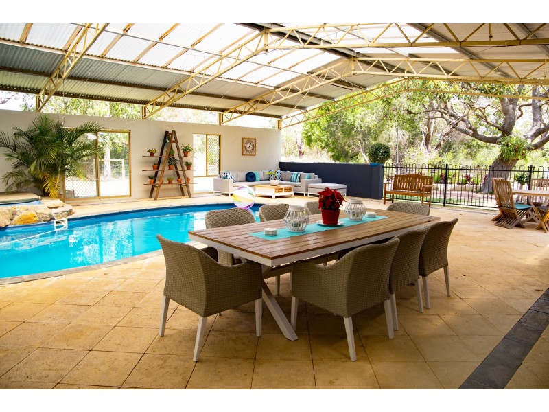 11 Salmon Bark Road, Serpentine WA 6125