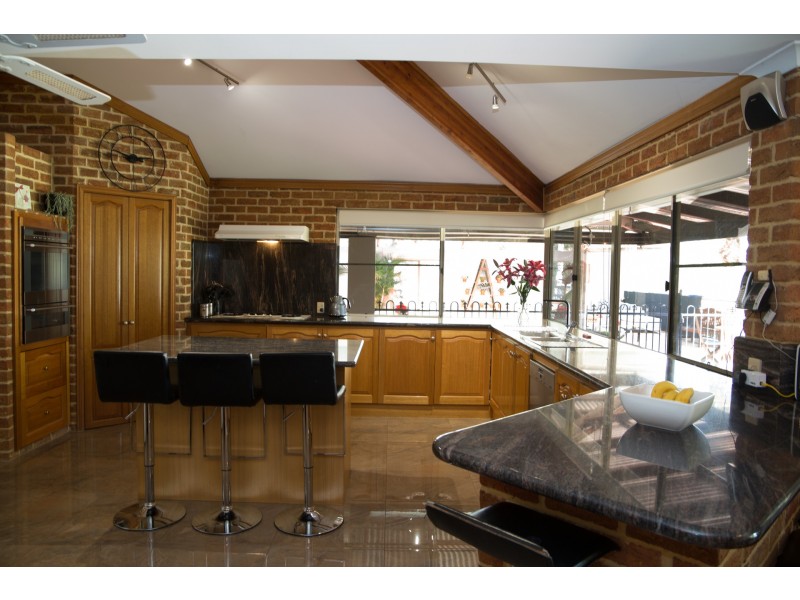 11 Salmon Bark Road, Serpentine WA 6125