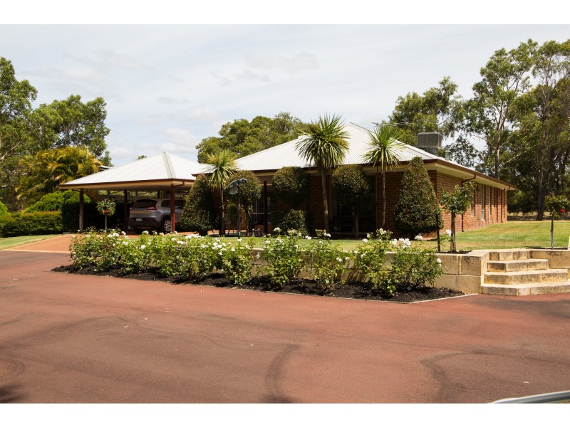 11 Salmon Bark Road, Serpentine WA 6125