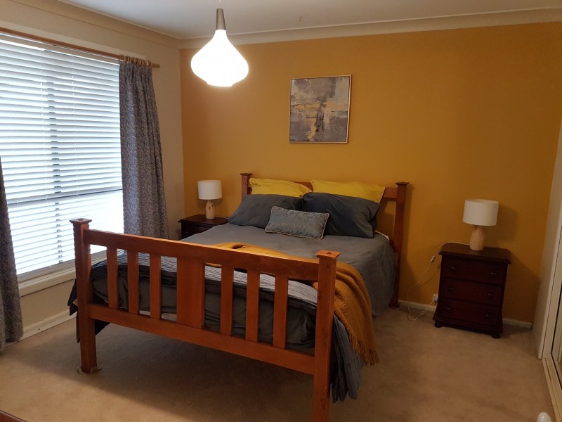 18 Adrians Lane, Spring Hill NSW 2800