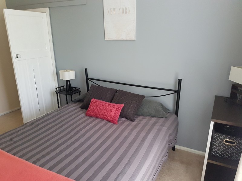 18 Adrians Lane, Spring Hill NSW 2800
