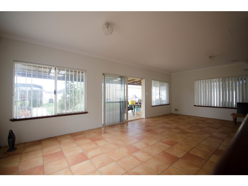 470 Safety Bay Road, Safety Bay WA 6169