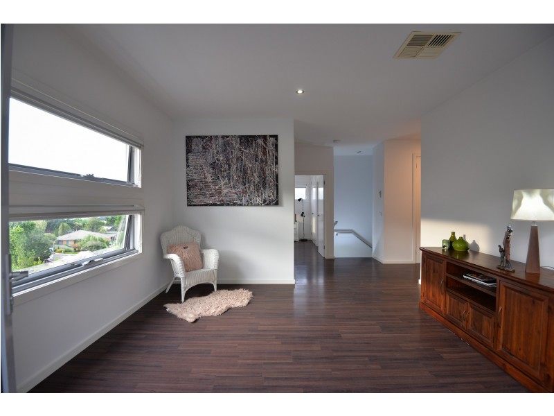 21 Orchard Way, Hamilton Valley NSW 2641