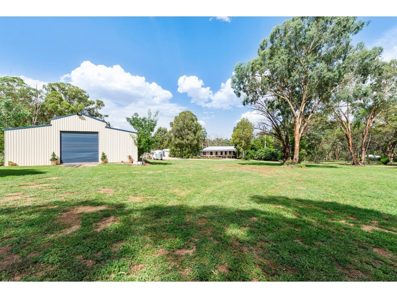 115 Wentworth Avenue, Coolah NSW 2843