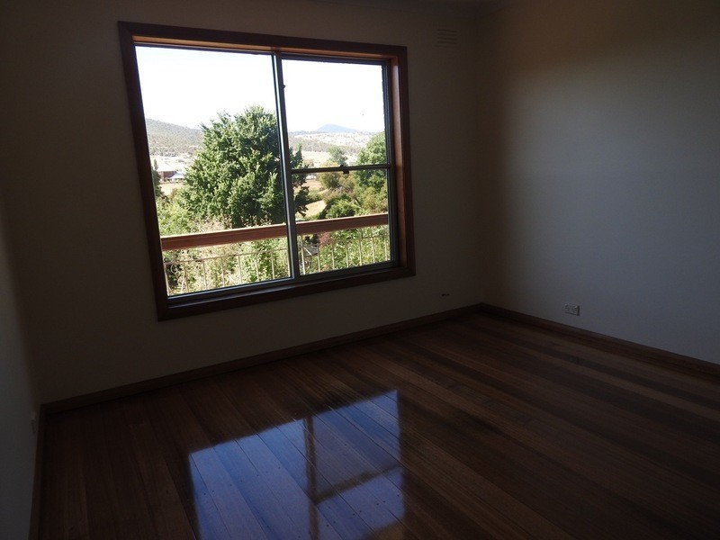 New Norfolk TAS 7140