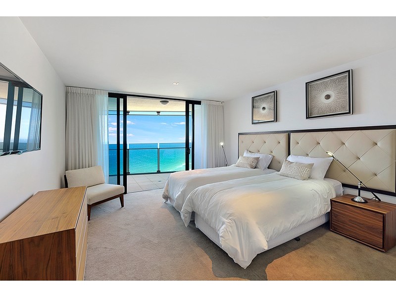 4102/4 The Esplanade, Surfers Paradise QLD 4217